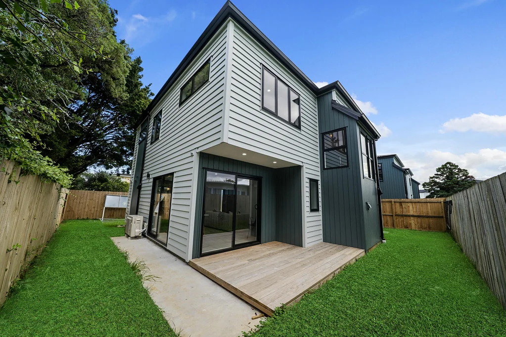 Papatoetoe 4房  Standalone, 2 - Kitchens, Big Land