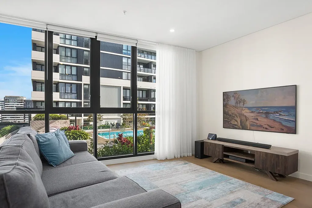 Stylish One Bedroom Apartment In The Heart Of Woolooware Bay