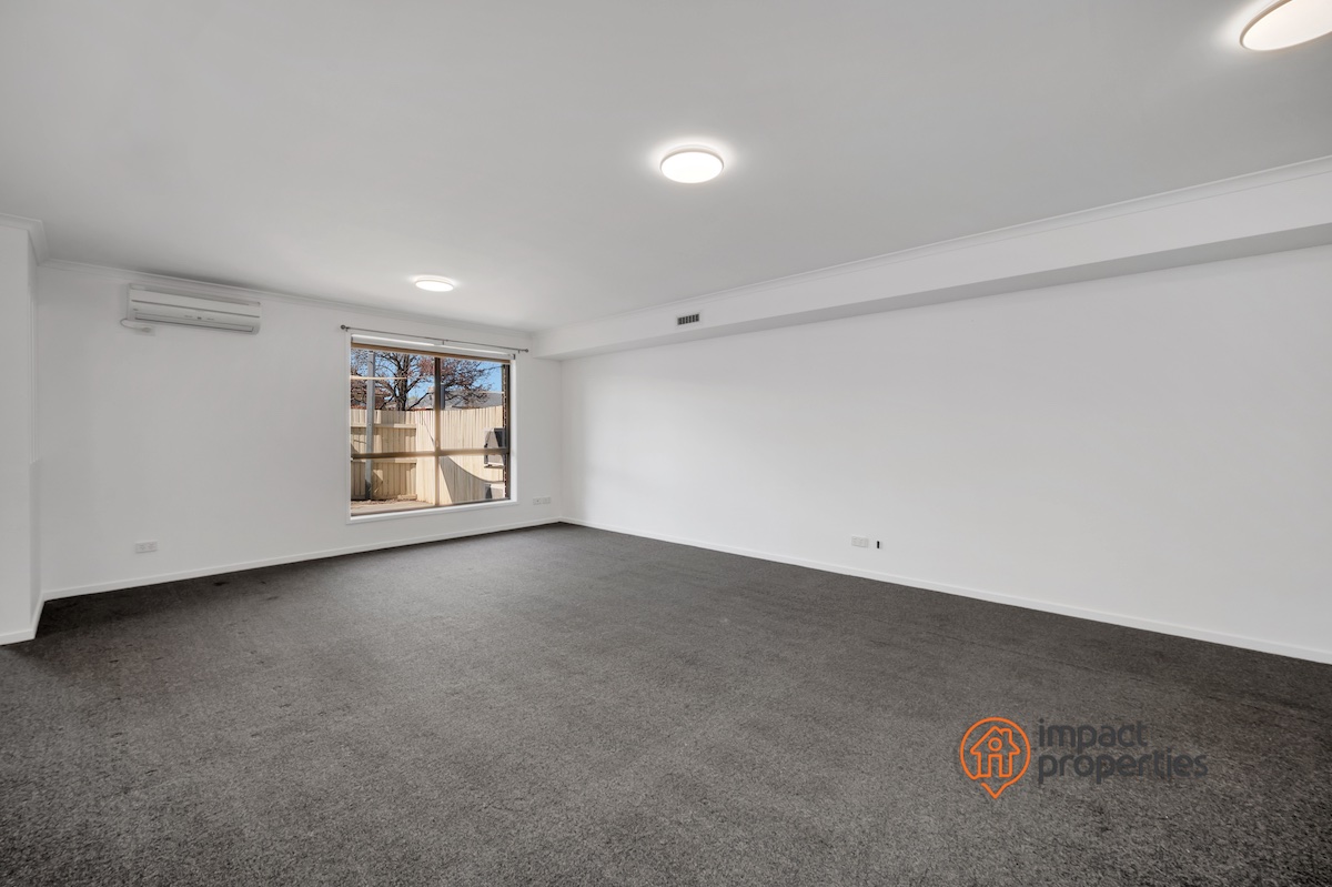 9 WATERLOO ST, QUEANBEYAN EAST NSW 2620, 0 ห้องนอน, 0 ห้องน้ำ, Townhouse