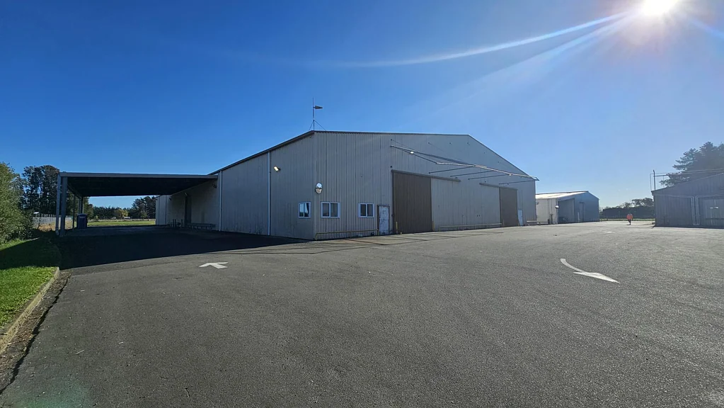 Pakipaki High capacity warehousing and processing