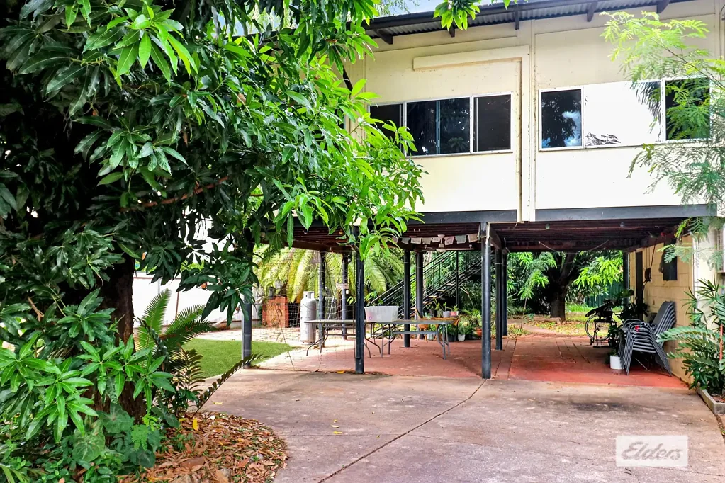 Katherine 4ห้องนอน Katherine South Classic - 948m2 land, dine among the tree tops