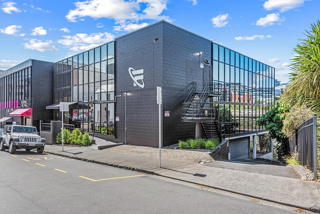 Newton Newton office space without compromise