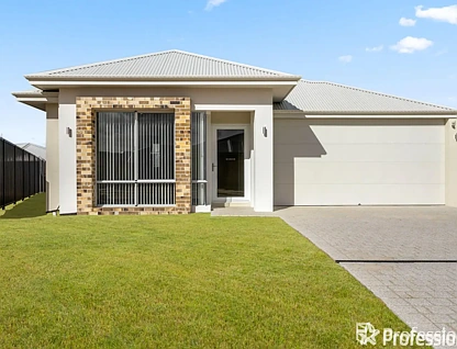 4 Aspasia Way, Treeby, South West Perth, 4 Bedrooms, 2 Bathrooms, House