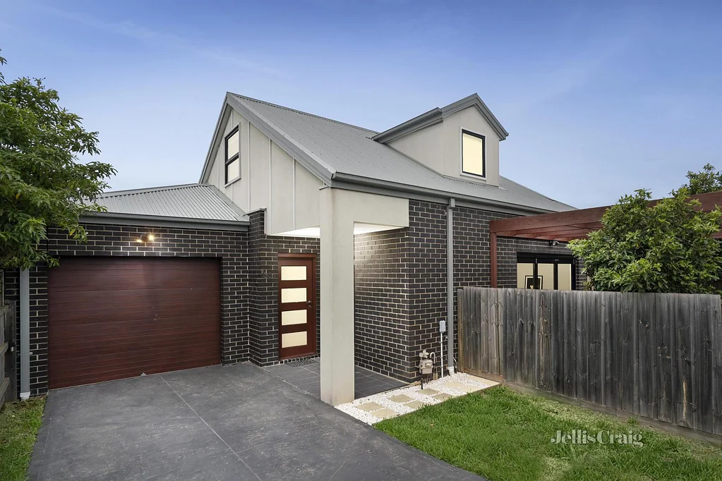 2/38 Maddox Road, Newport, VIC 3015