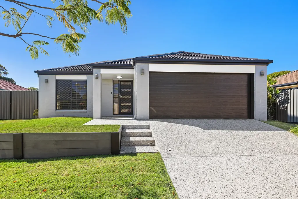 13 Ursula Place, Wynnum West, QLD 4178
