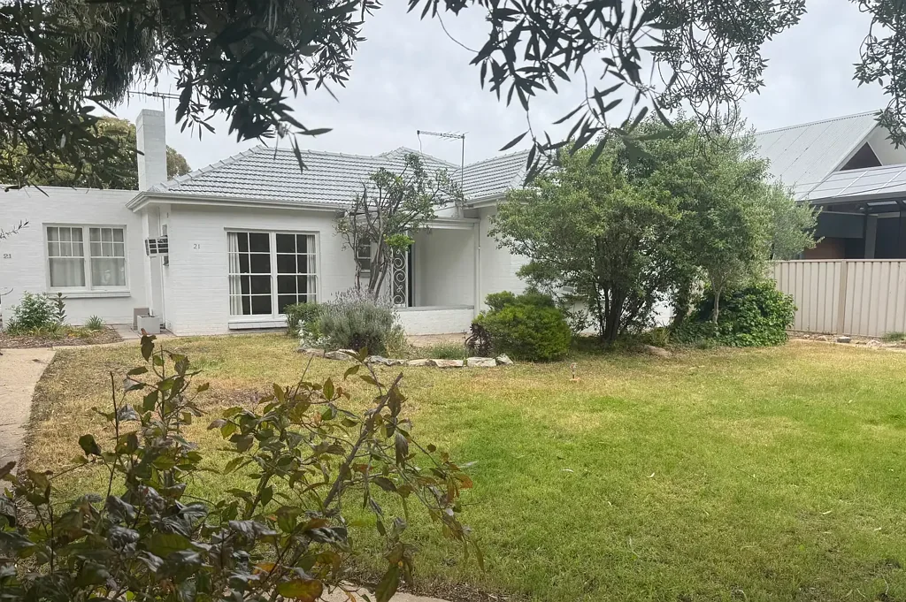 21 Wattlebury Road, Lower Mitcham, SA 5062