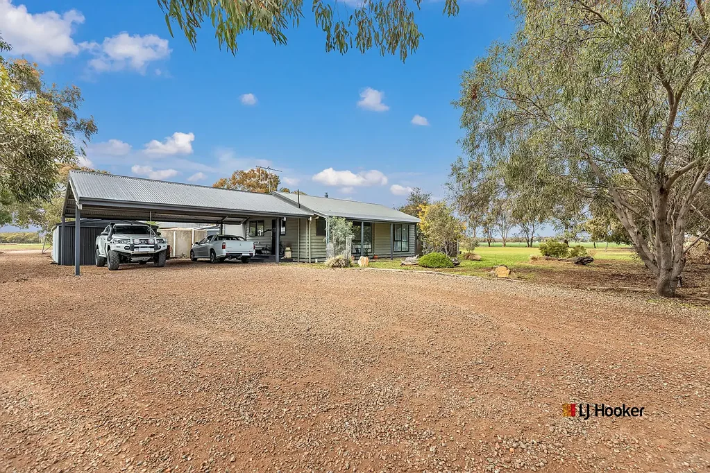 Echuca 2ਬੈੱਡਰੂਮ ?? Home Away From Home – 5 Acres Near Echuca ??