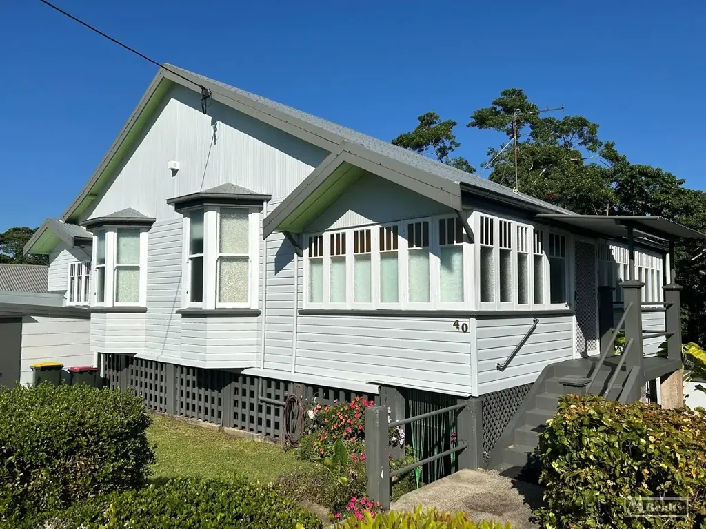EAST INNISFAIL UNIT
