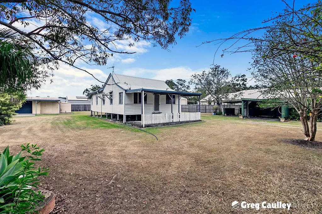Maryborough West 3Phòng ngủ Family Home On Large Block