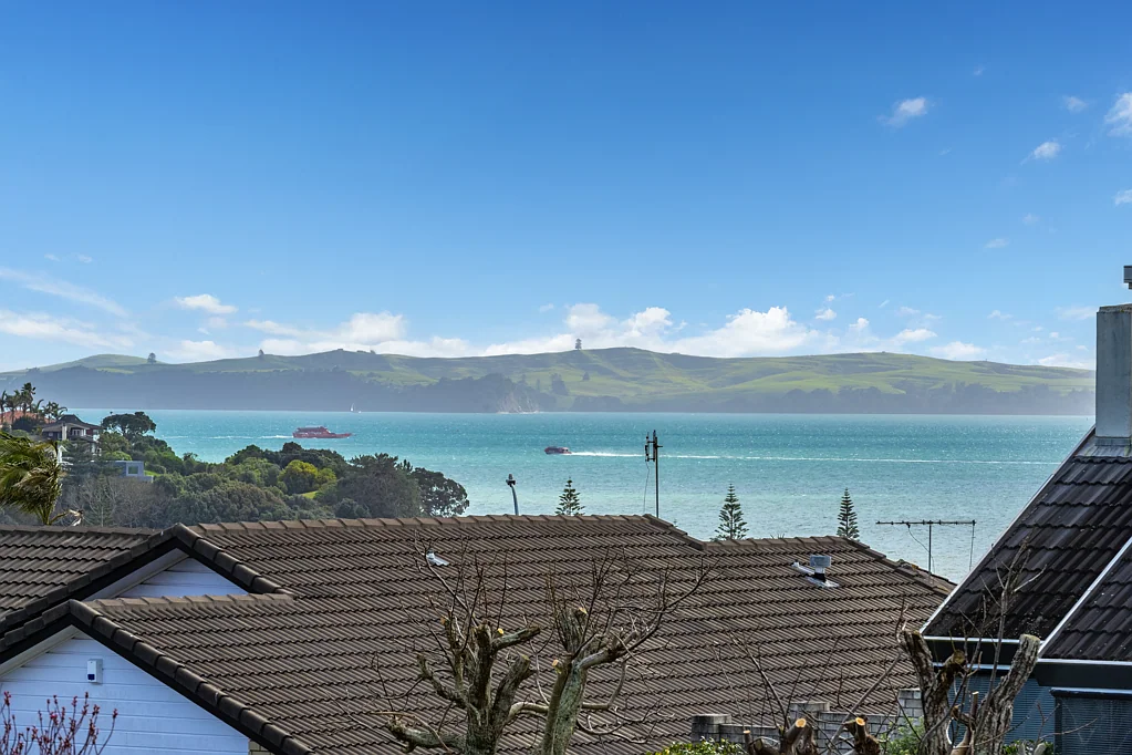 23 Gillard Place, Eastern Beach, Manukau City, Auckland