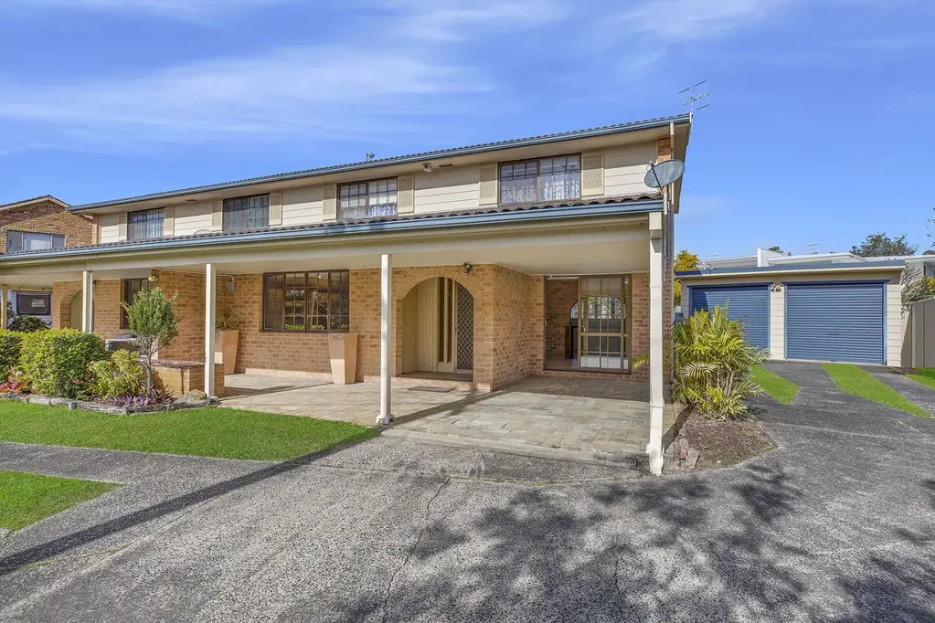 IDEAL COASTAL LOCATION