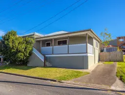 15 Albert Lane, Taree