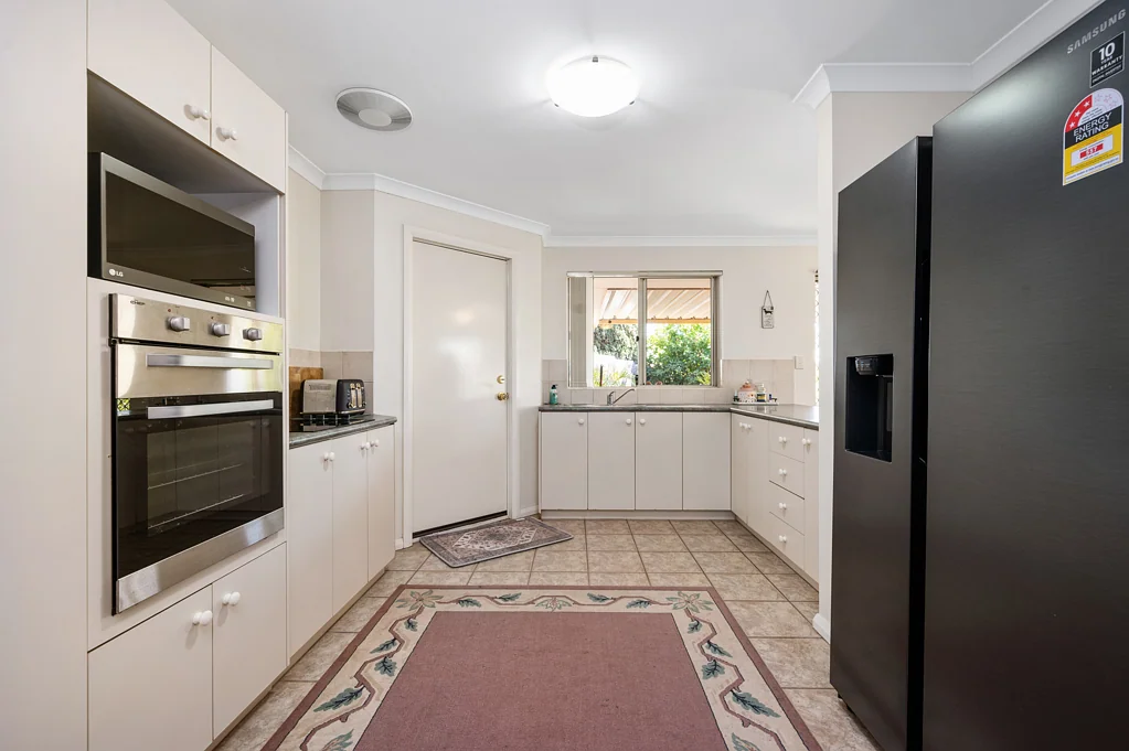 33A Longmore Parade, Broadwood, WA 6430