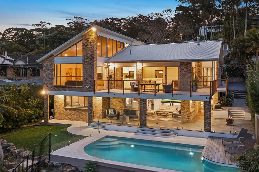 Avoca Beach 5 Bedroom Absolute lakefront luxury in Avoca Beach