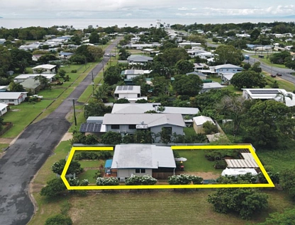 45 Cedar Street, Forrest Beach, QLD 4850, 2房, 1浴, 独立屋