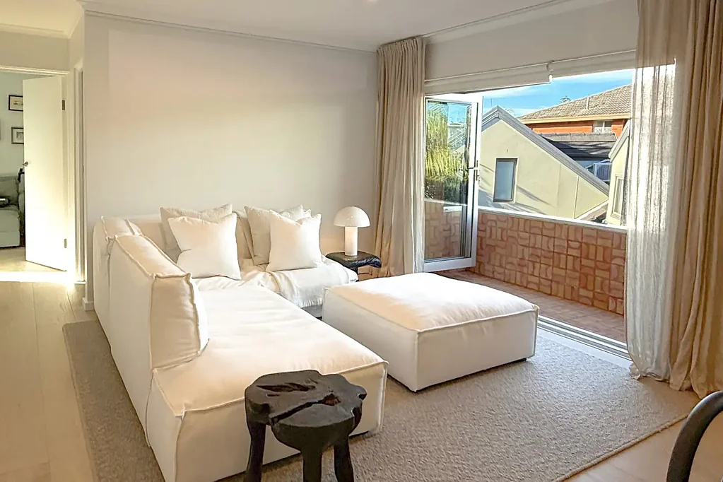 LUX FURNISHED APARTMENT