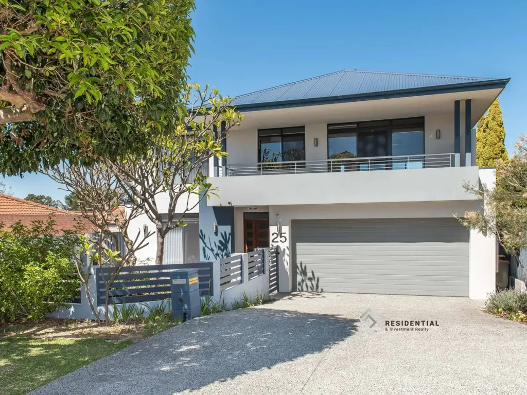 Executive Large Family Home