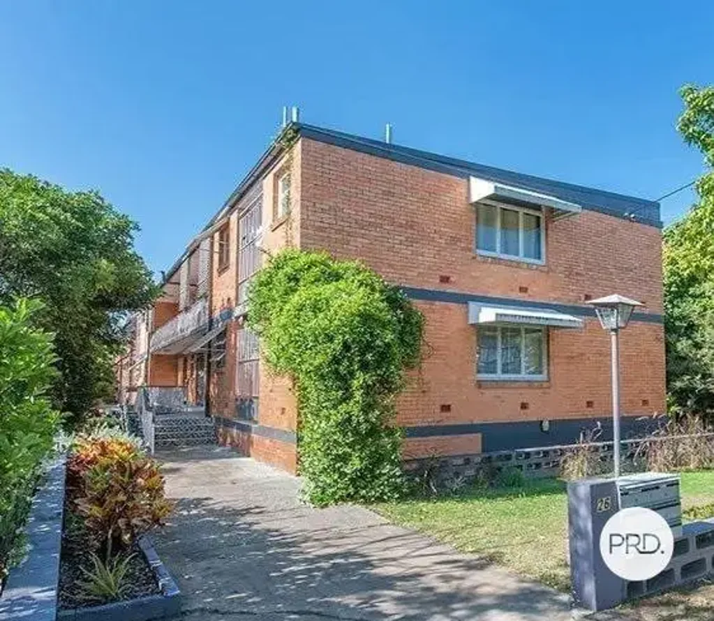 RARE OPPORTUNITY - CLAYFIELD LIFESTYLE