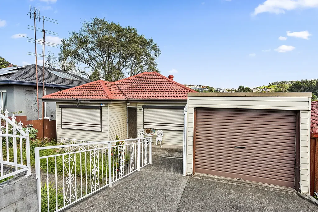 148 Lake Avenue, Cringila, NSW 2502