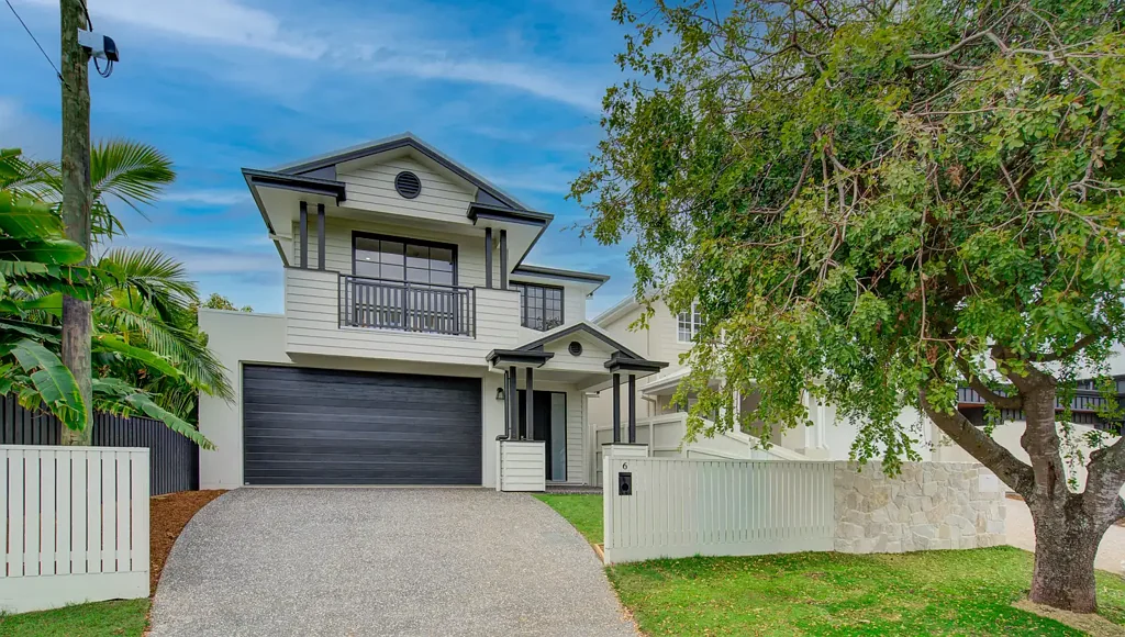 Wellington Point 5 Slaapkamer BRAND NEW! WHY BUILD WHEN YOU CAN JUST MOVE IN AND RELAX!