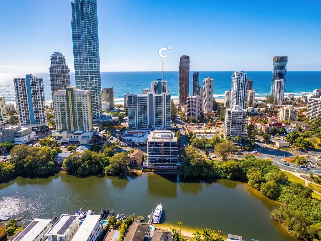 Surfers Paradise 2બેડરૂમ Near-New Riverside Apartment with Oversized Balcony | Essentia