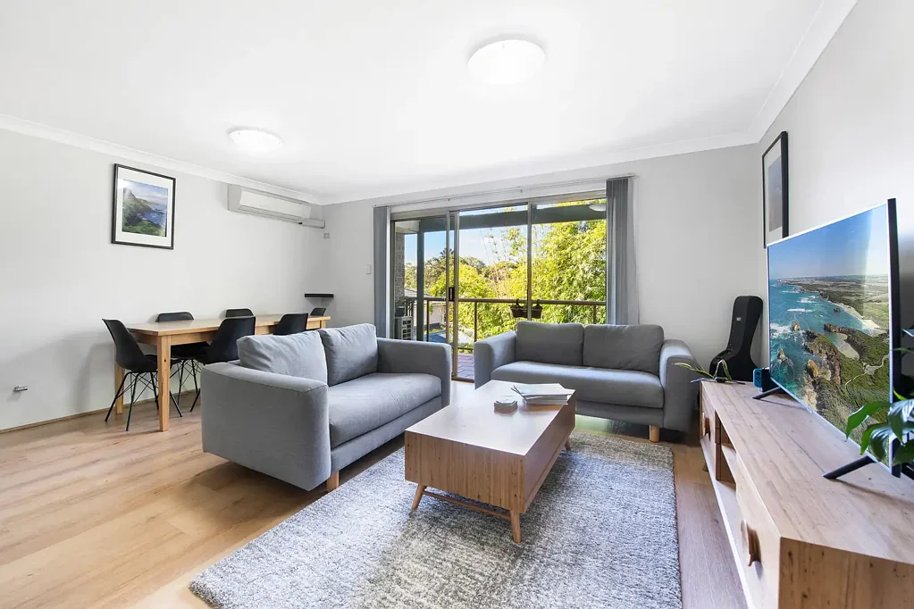 Flexible lease options available: 6 or 12 months | Top Floor | Premium Location