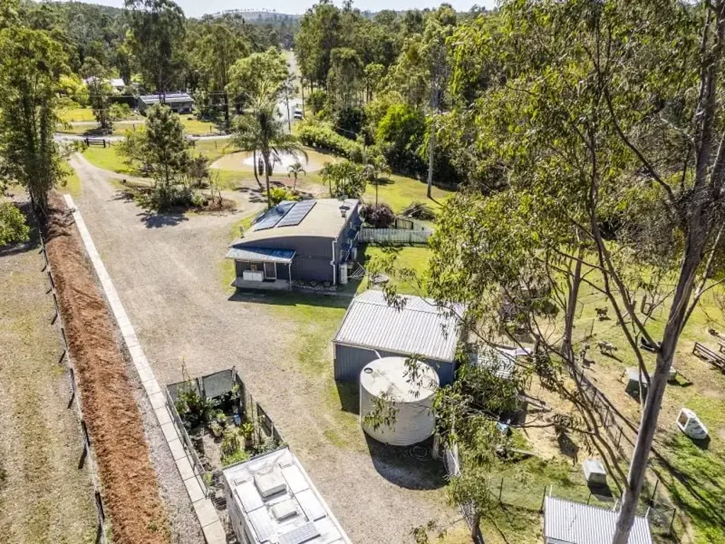 Glenwood 1 Bedroom Acreage Escape in Peaceful Glenwood - with Endless Possibilities