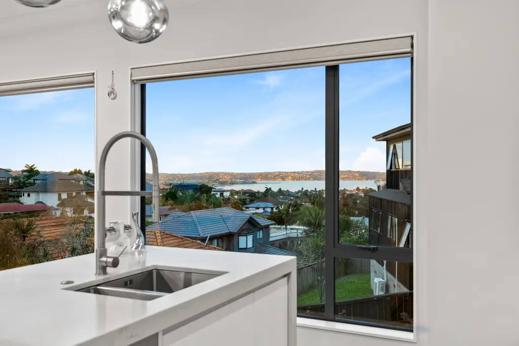 West Harbour 6房  Change of Circumstance - Must Be Sold!