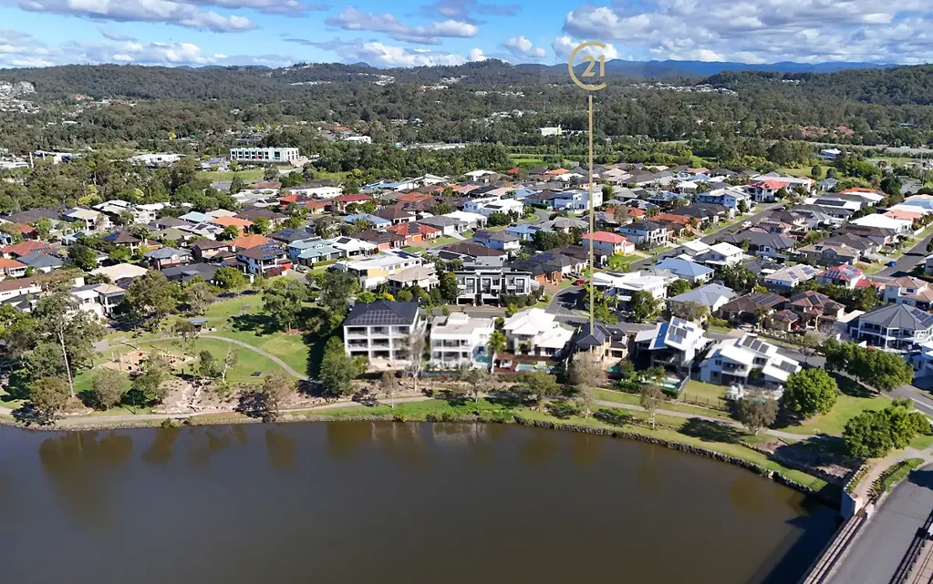 24 Bayswater Avenue, Varsity Lakes, QLD 4227