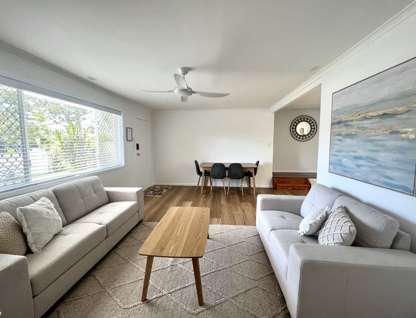 10 RATHBONE PLACE, Labrador, QLD 4215, 4 Bedrooms, 2 Bathrooms, House