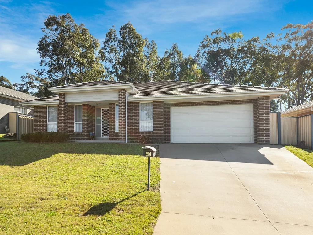 Cessnock 4Kwarto Modern Family Living with Space to Entertain