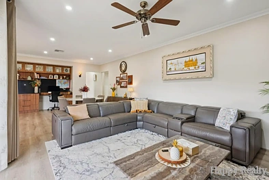 2 Spotless Close, Canning Vale, WA 6155, 4 slaapkamers, 2 badkamers, House