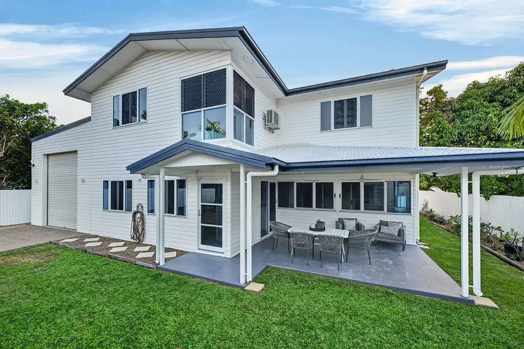 Aitkenvale 5ห้องนอน Space + story = a home that grows with your family