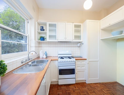 8/36 Riddell Parade, Elsternwick, Bayside, 2 Kuwarto, 1 Banyo, Apartment