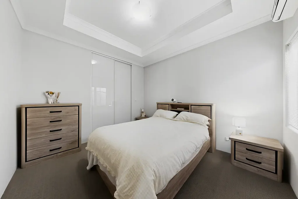 Butler 3Phòng ngủ Modern Low-Maintenance Living in a Convenient Butler Location