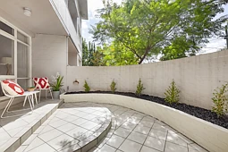 1/27 Wallace Avenue, Toorak