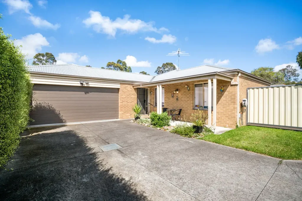 1/8A Moore Street, Bannockburn, VIC 3331