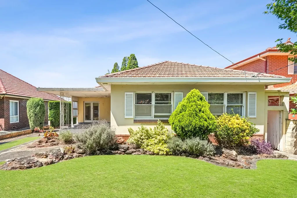 24 Henderson Street, Denistone East, NSW 2112