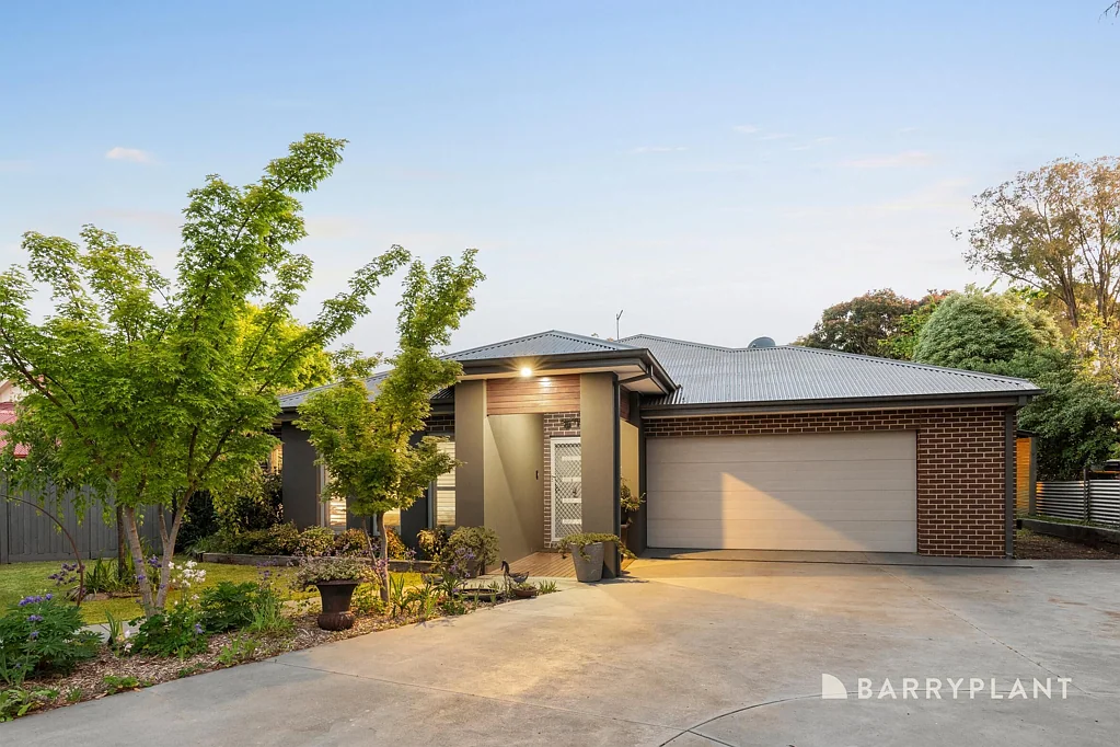 19 Westlands Road, Emerald, VIC 3782