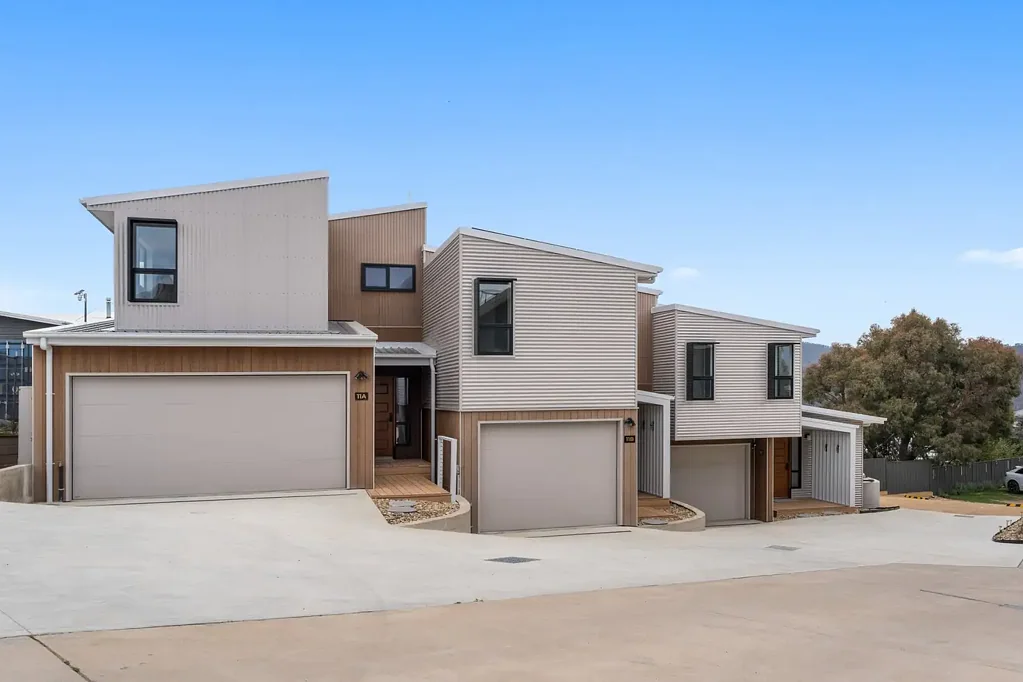 Jindabyne 3Kwarto Brand New Alpine Living - One, Two or All Three