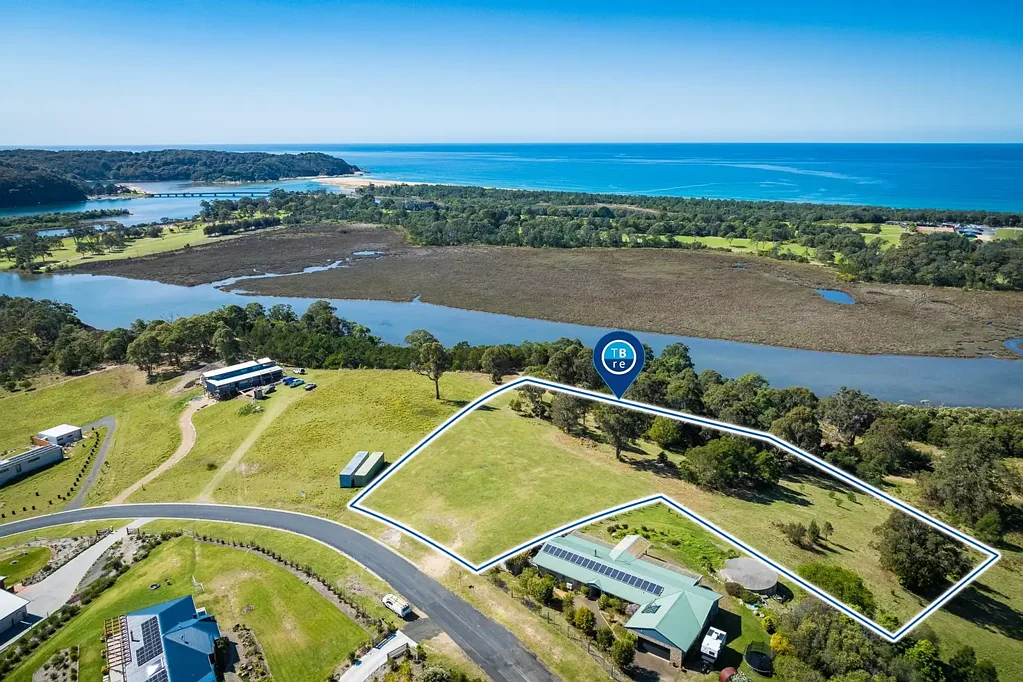 8 Wheeler Avenue, Tathra, NSW 2550