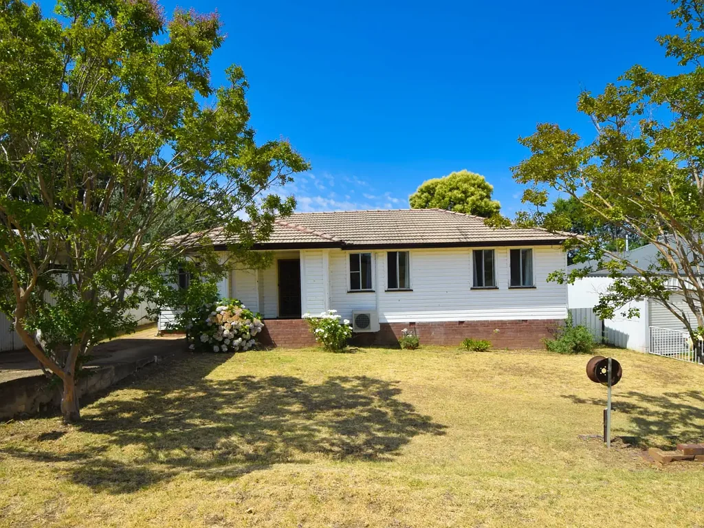 46 Orchard Street, Young, NSW 2594