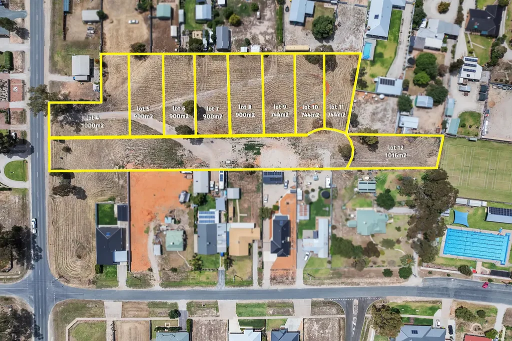 Koondrook Residential Zoned Land with infill Subdivision Potential, don't miss this opportunity, it's great Value!