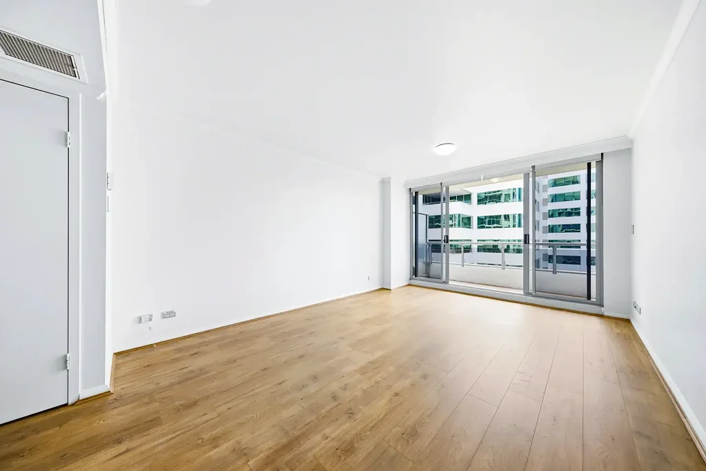 Spacious, Private & Ultra-Convenient Chatswood Living