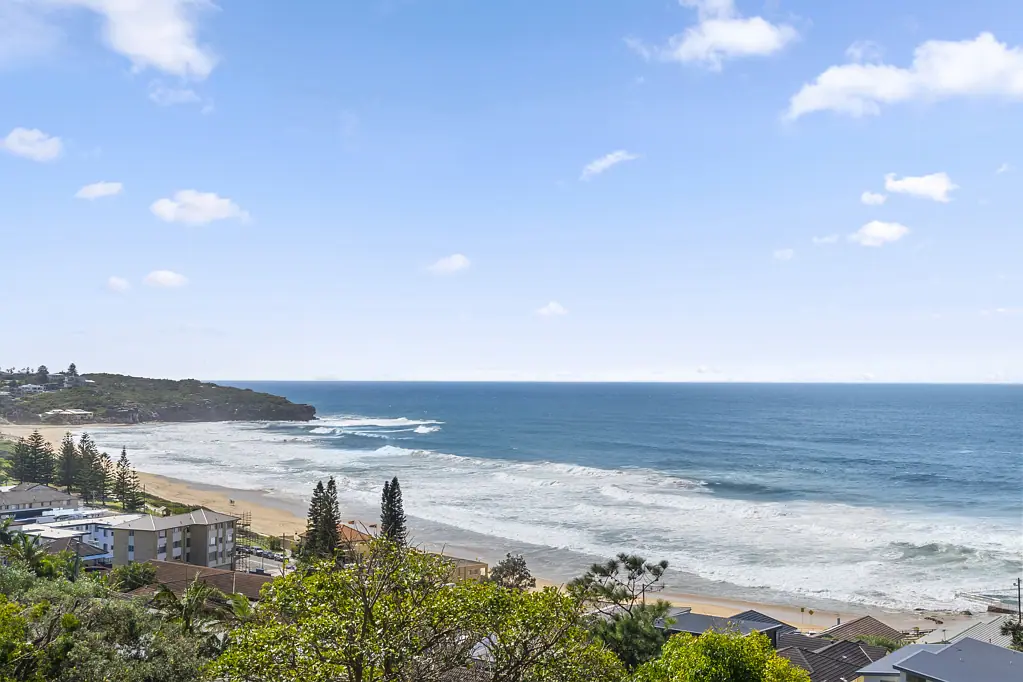 Freshwater 5房 "海滨奢居 Curl Curl视野 壁炉雅致 家庭影院 智能家居 尊贵街区" Designer beach house with panoramic ocean views