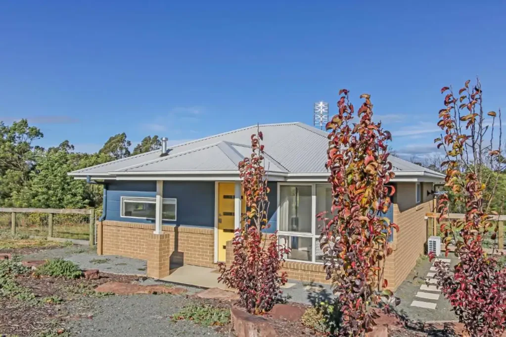 Short Term Lease- Fully Furnished Living!