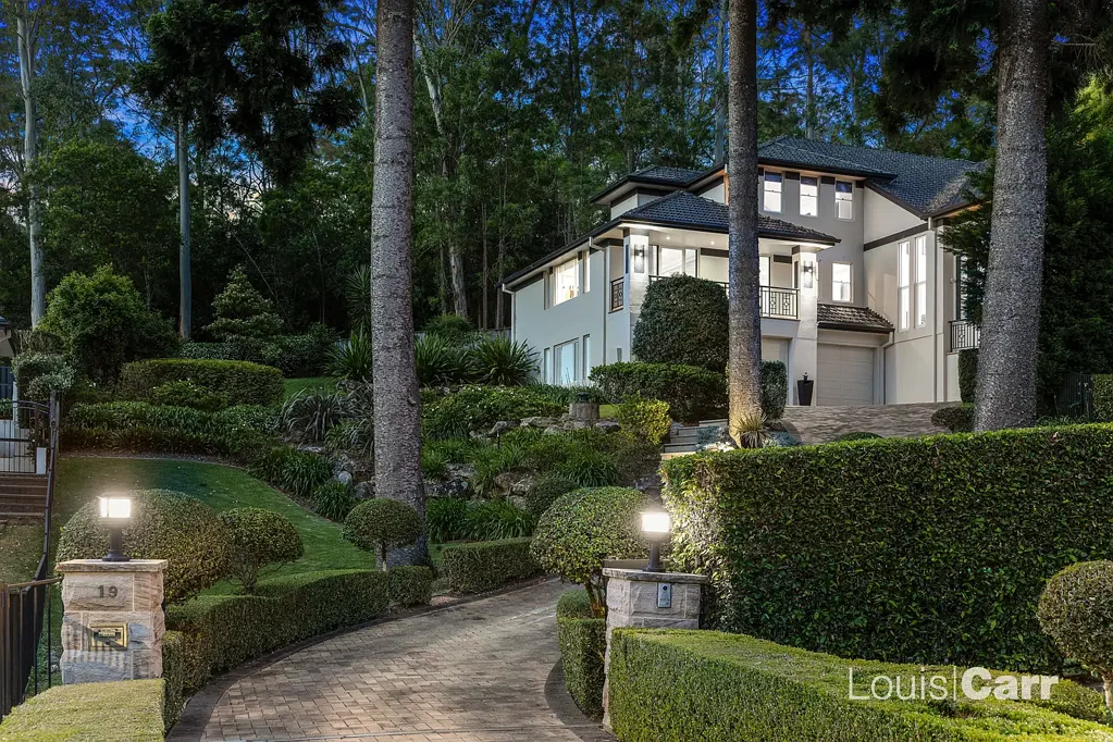 West Pennant Hills 5침실 Elevated Family Estate with Supreme Privacy