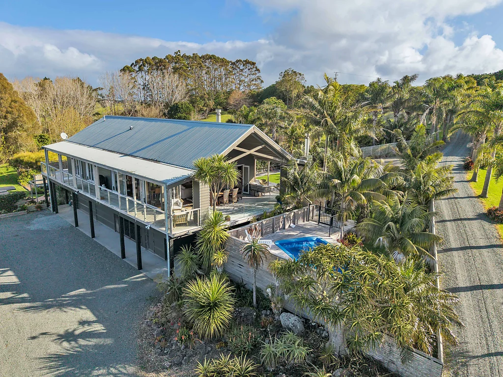Kaiwaka Waterfront lifestyle retreat with income potential