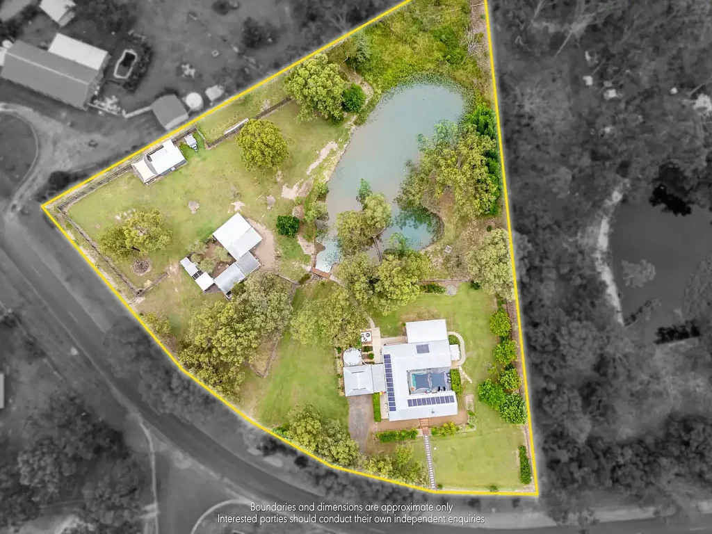 2 Bucknall Court, Regency Downs, QLD 4341