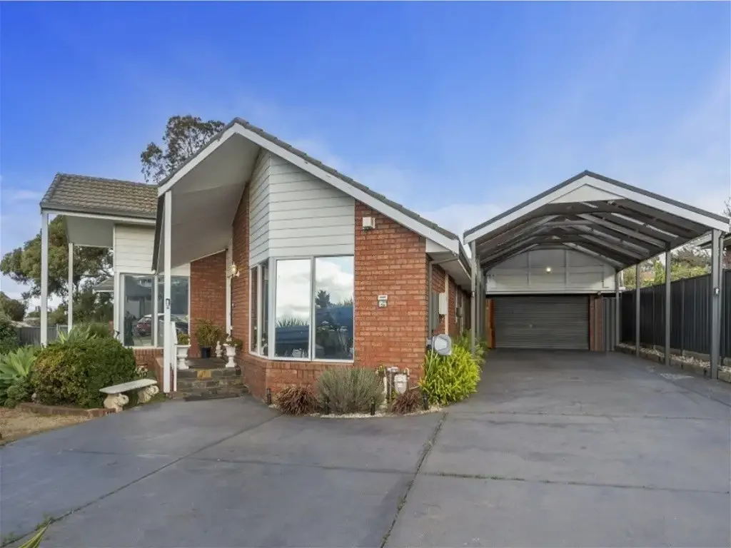 Bacchus Marsh 4ห้องนอน Reluctant Sale - $749,000 - $799,000